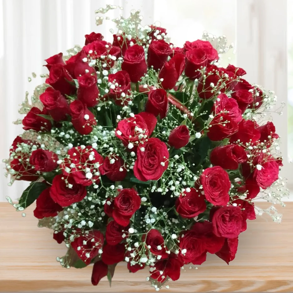 Gypsophila & Rose Basket — fresh flower supply Kolkata